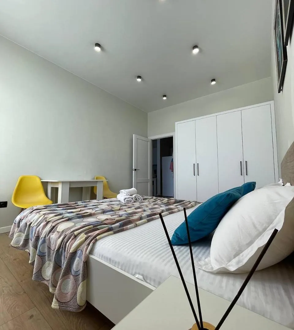 Alau Apartments Αστάνα